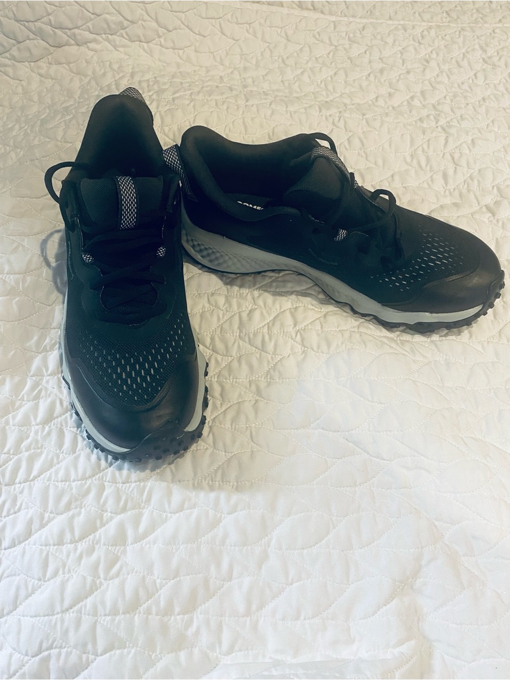 Under Armour Black and Gray Men's Athletic Trail Shoes